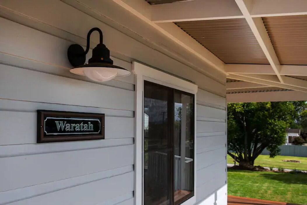 Waratah Up Douro - Your Innkeeper Mudgee