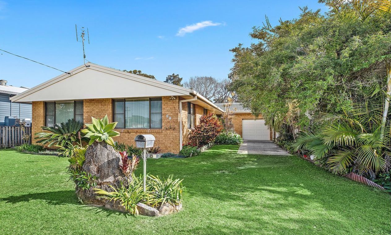 Dog Friendly, 4 Bdr Family House in Sunny Sawtell