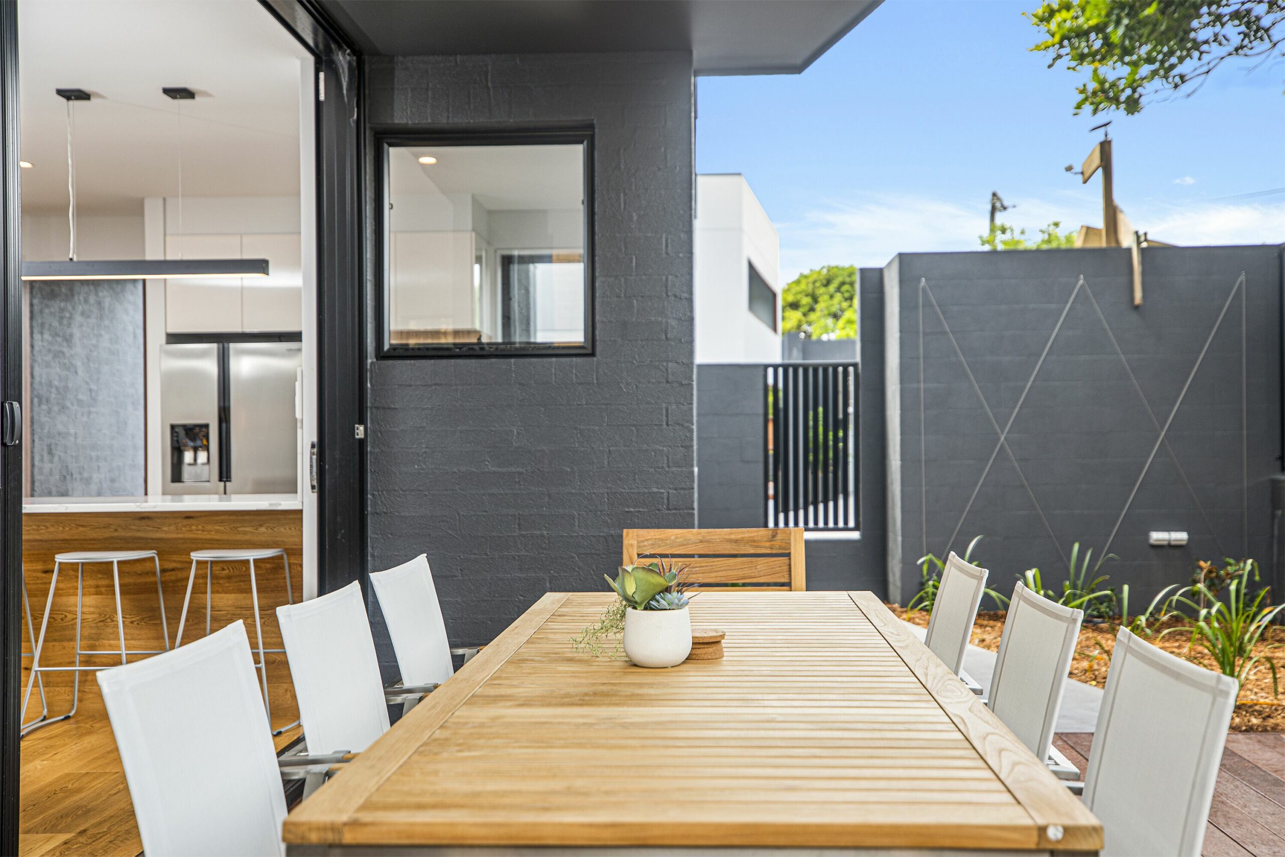 Suite 1 - Brand new Townhouse in Central Sawtell