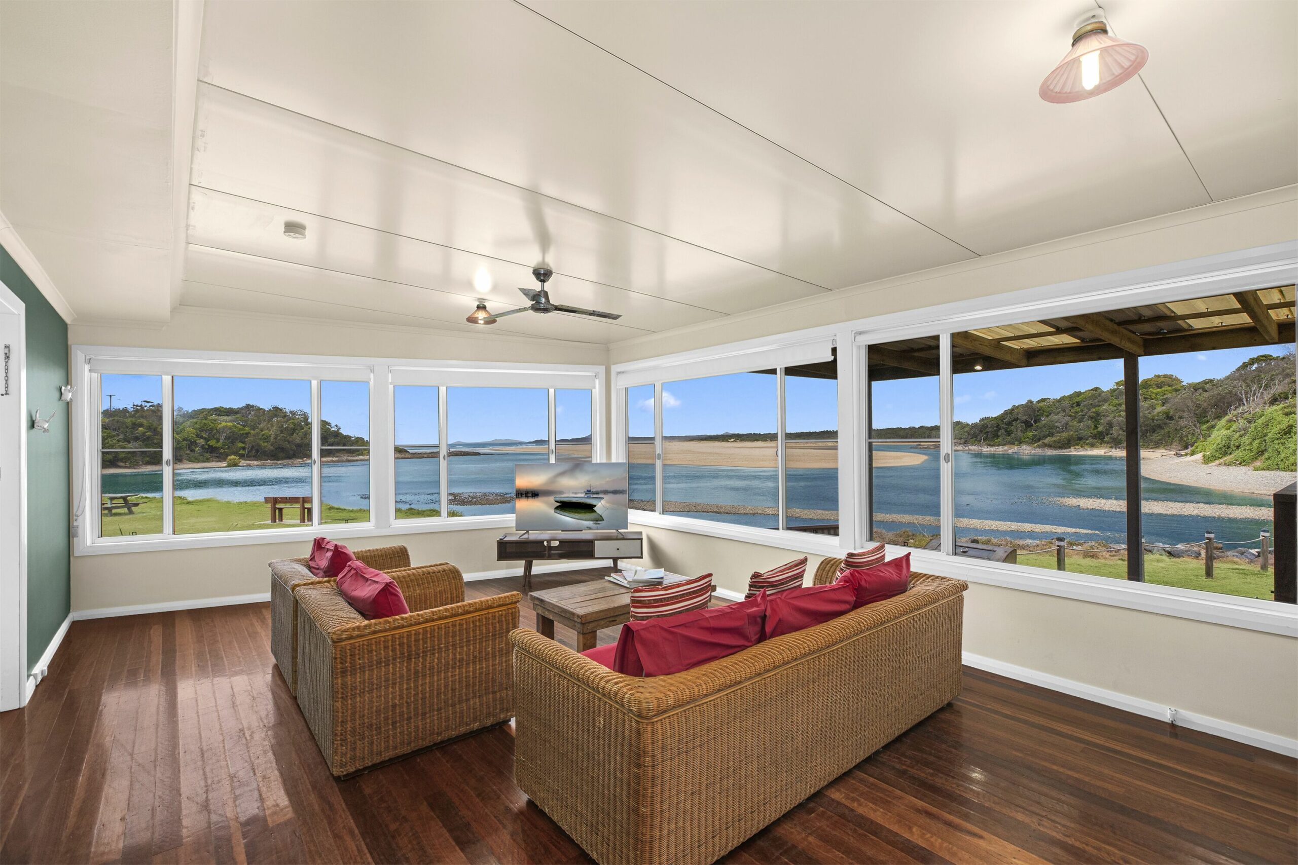 Lobster Cottage - Ultimate Beach Retreat in Sawtell