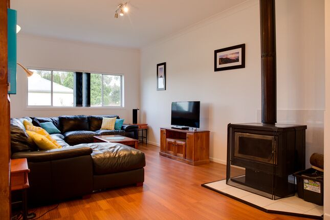 Sapphire Cottage- Glen Innes