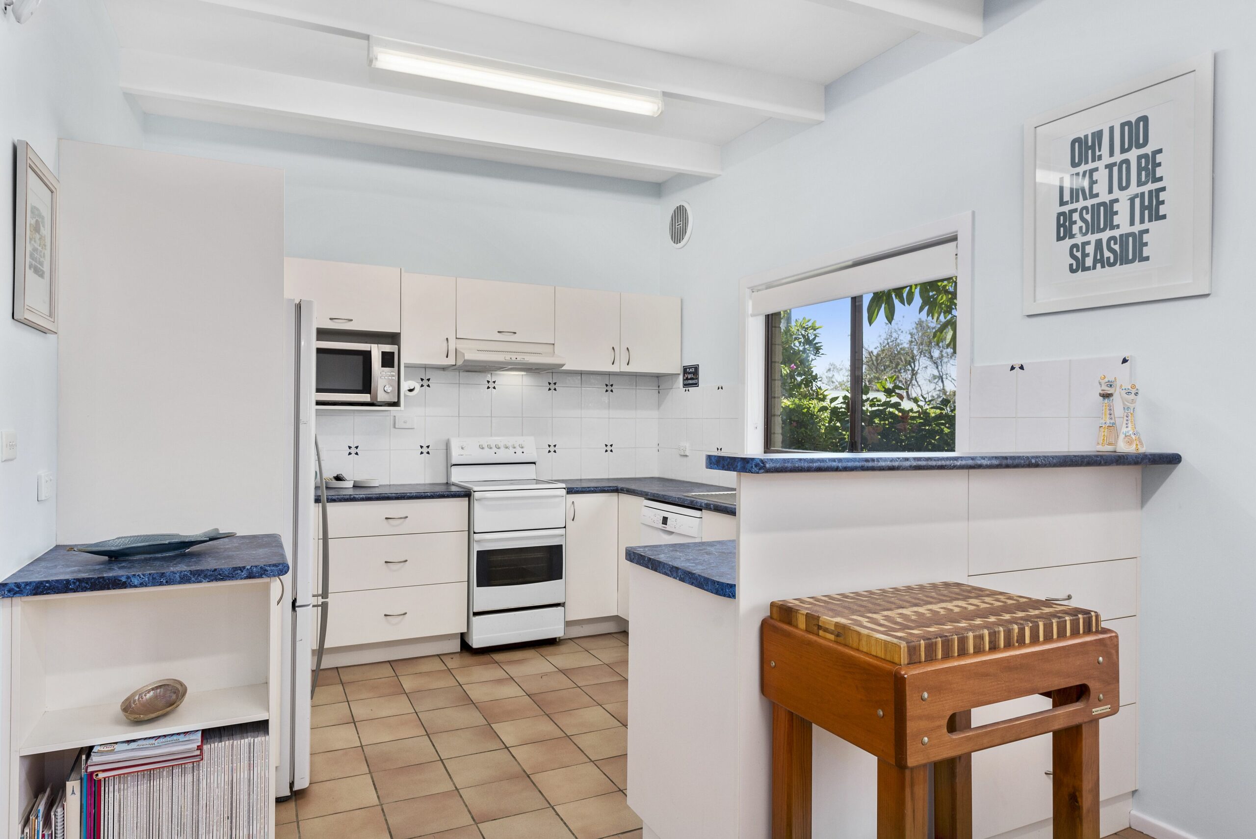 Beautiful Pet Friendly Beach House - Pandanus on Emerald