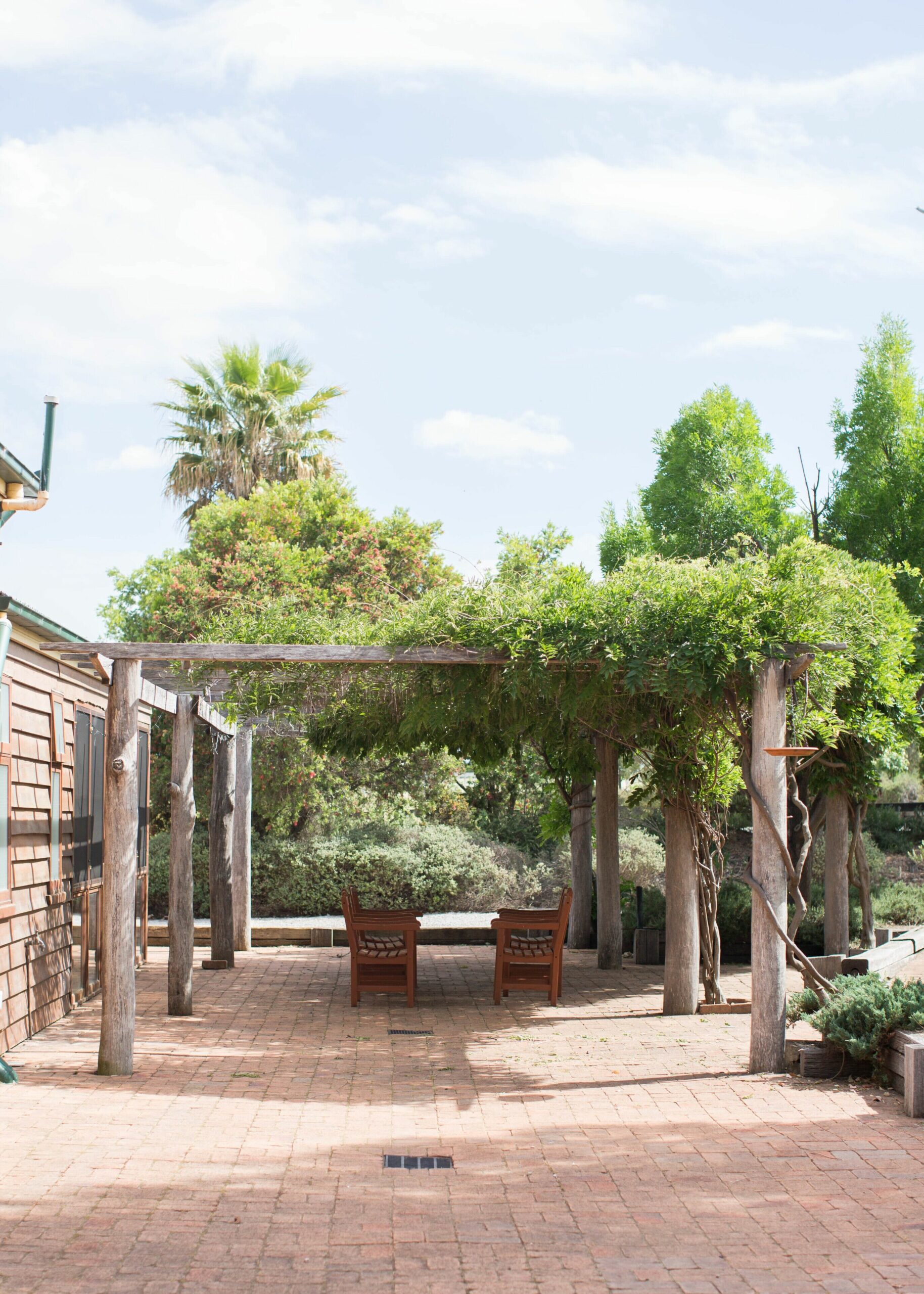 A Cosy, Refurbished Heritage Homestead Nestled in Mudgees Vineyards