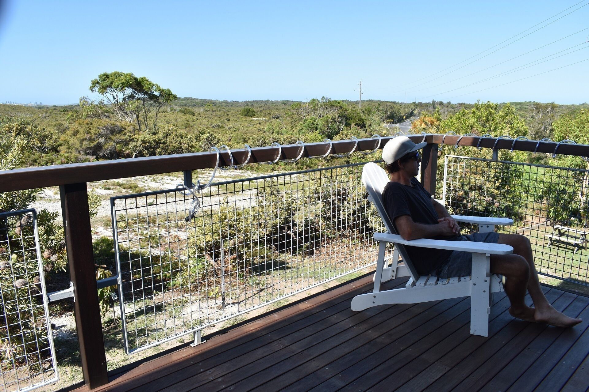 Nestled between Yuraygir National Park, lake & sea