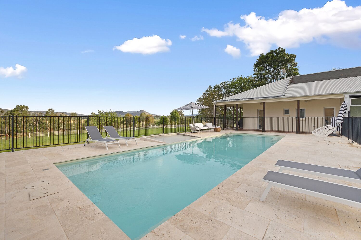 Bonnie View by Your Innkeeper Mudgee