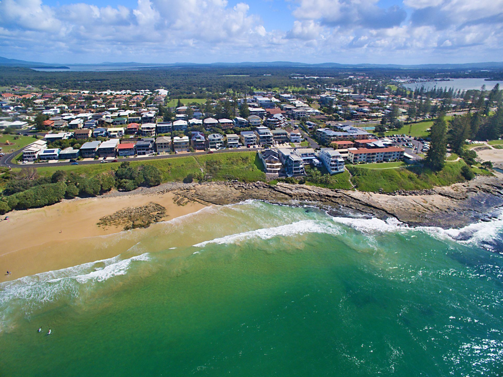 BOOROLONG 3 - MILLION DOLLAR VIEWS ON A BUDGET