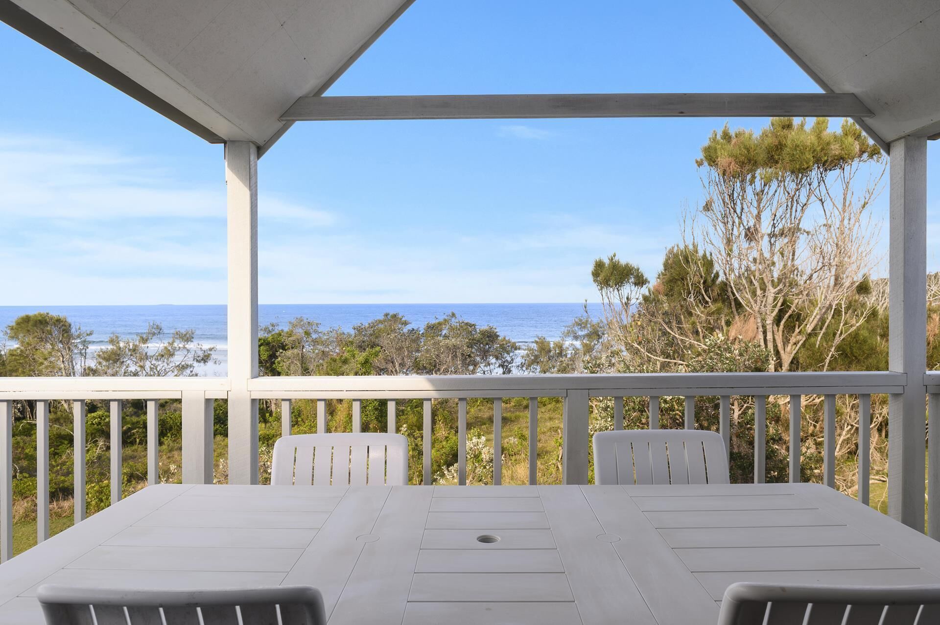 Beachfront Family Friendly Property at Mullawarra Beach