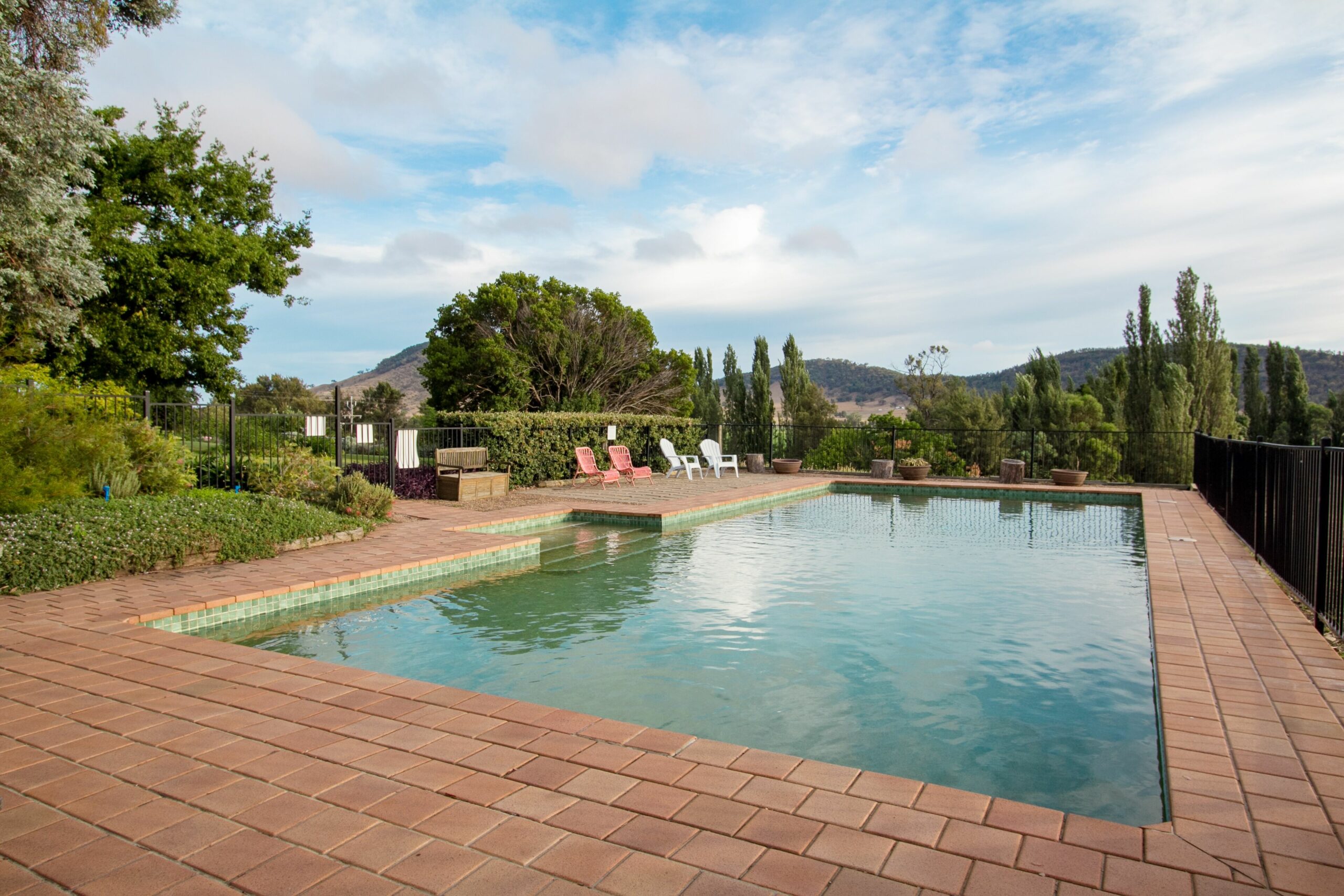 A Church in Mudgee - Romantic Private Getaway