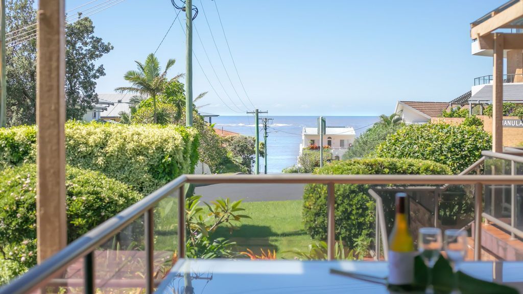 Doncaster - Yamba Main Beach and sea Pool