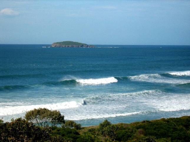 Headland Beach-house & Boat-shed