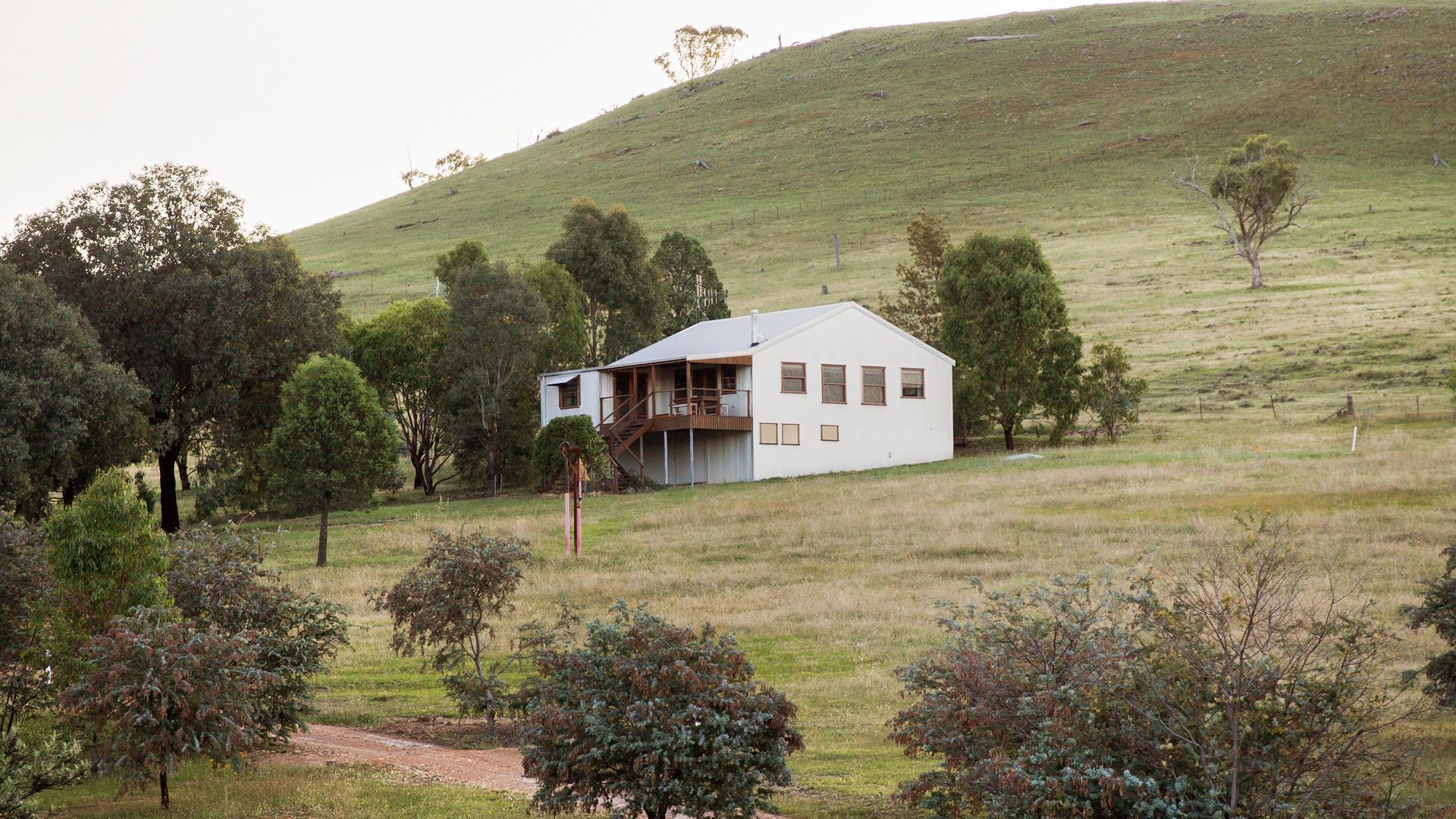 Guneemooroo Cottage  Guneemooroo Estate - peaceful setting near Mudgee