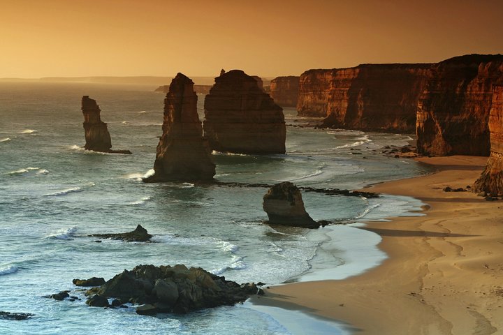 Two Day Melbourne to Adelaide tour - Great Ocean Road & Grampians