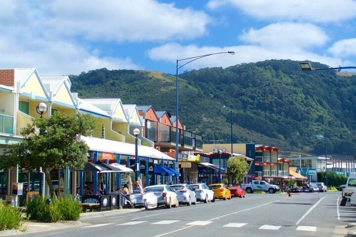 Great Ocean Road Private Car Tour from Melbourne. 1-5 guests.