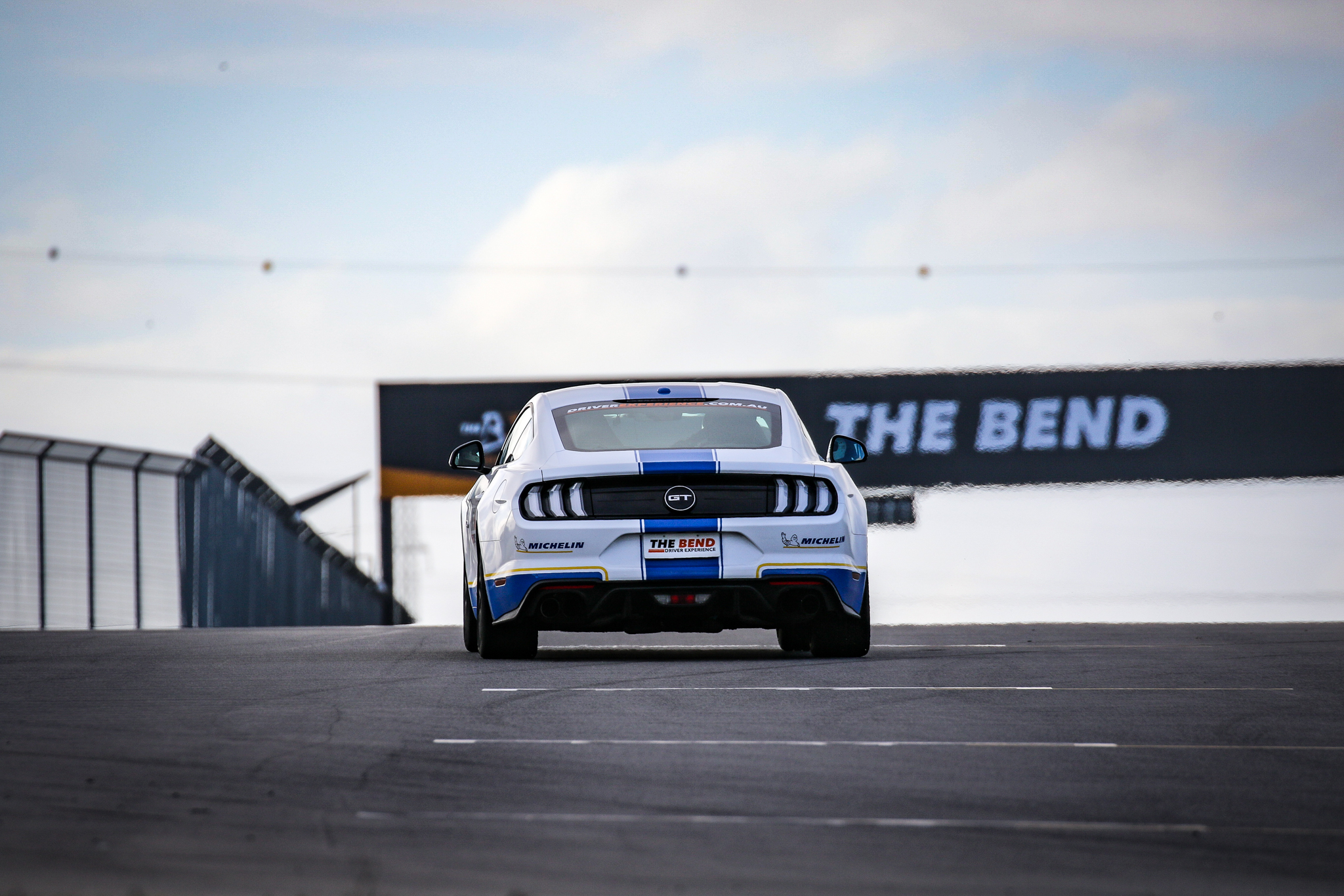 V8 Mustang Hot Lap Experience - RAA
