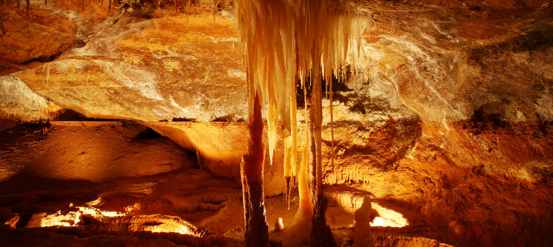 Full Day Jenolan Caves Tour from Sydney