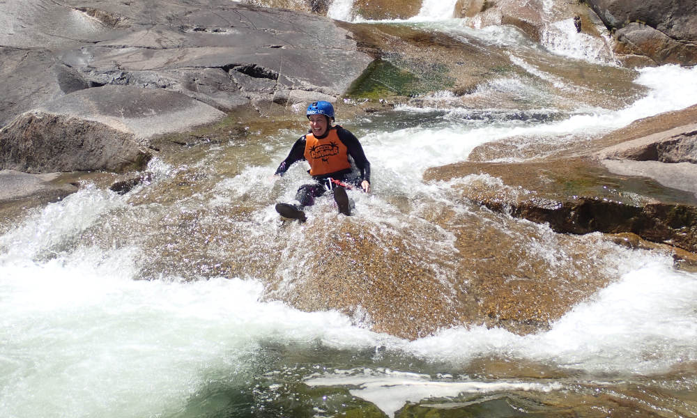 Behana Gorge Canyoning Morning Tour