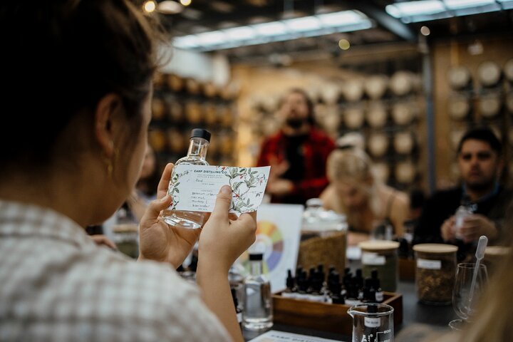 Gin Blending Group Class in Carrington