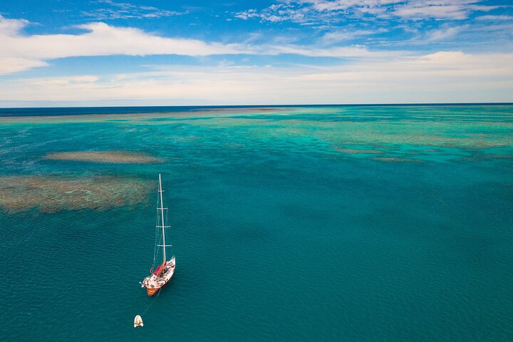 4 Day & 3 Night Whitsunday Islands & Outer Reef Sailing Adventure on Condor