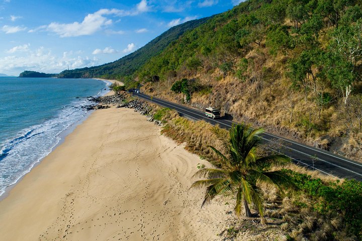 3 Day Great Barrier Reef, Daintree Rainforest and Outback Chillagoe Tour