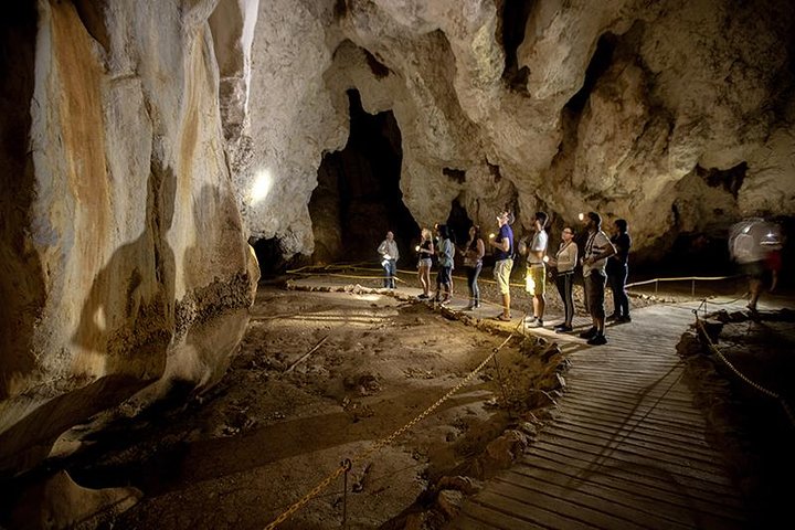 3 Day Great Barrier Reef, Daintree Rainforest and Outback Chillagoe Tour