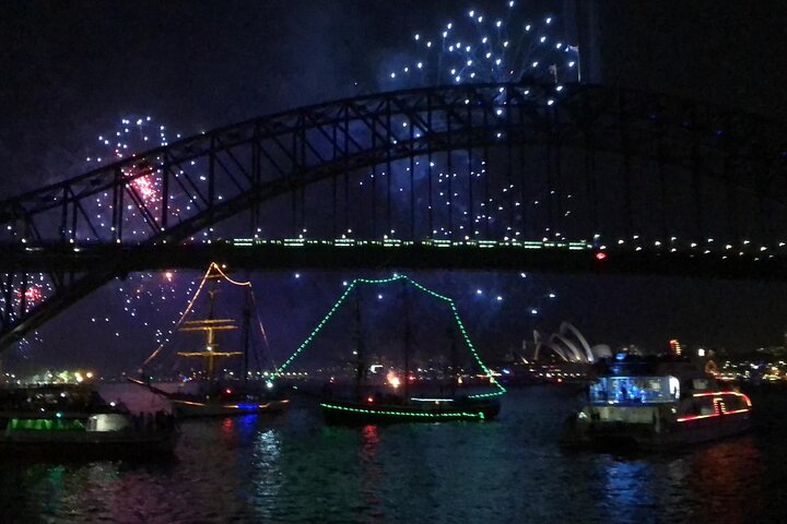 New Years Eve Tall Ships Dinner Cruise on Sydney Harbour