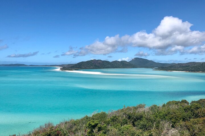 4 Day & 3 Night Whitsunday Islands & Outer Reef Sailing Adventure on Broomstick