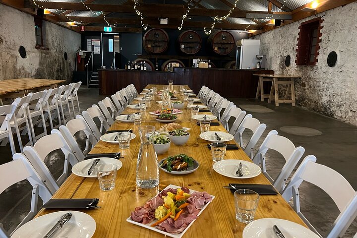 Barossa Valley Wineries Tour with Tastings and Lunch from Adelaide