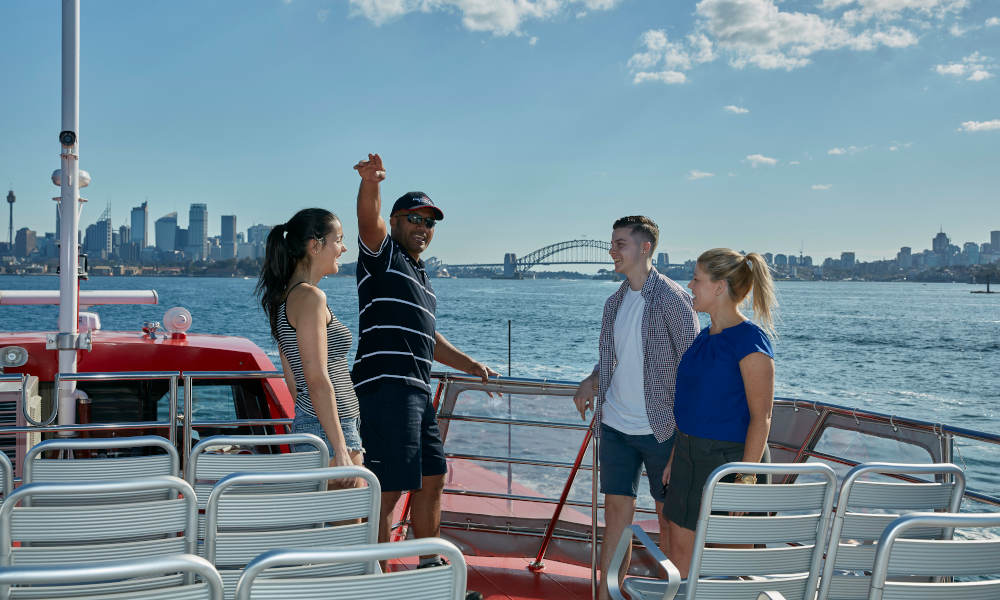 Taronga Zoo Entry and 1-Day Harbour Ferry Pass with Sky Safari