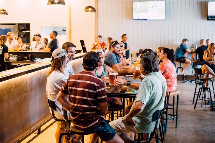 Private Full-Day Sunshine Coast Beer Tour with Lunch included - Min 6 Adults