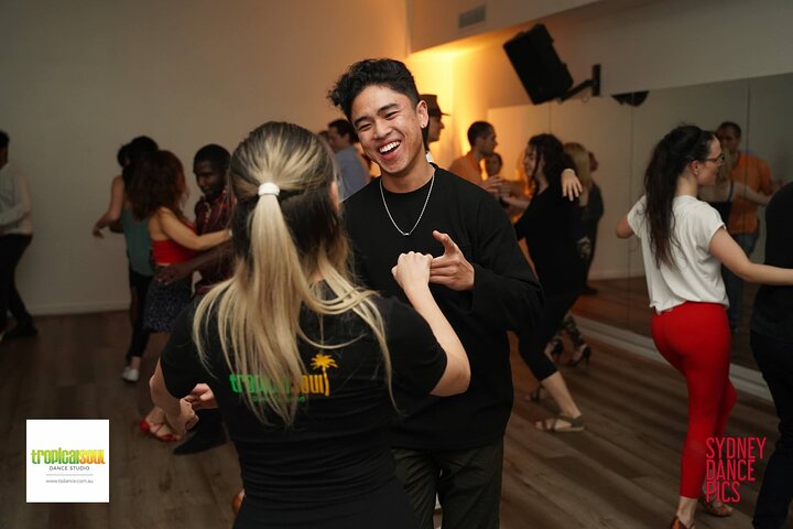 Salsa & Bachata classes in Sydney