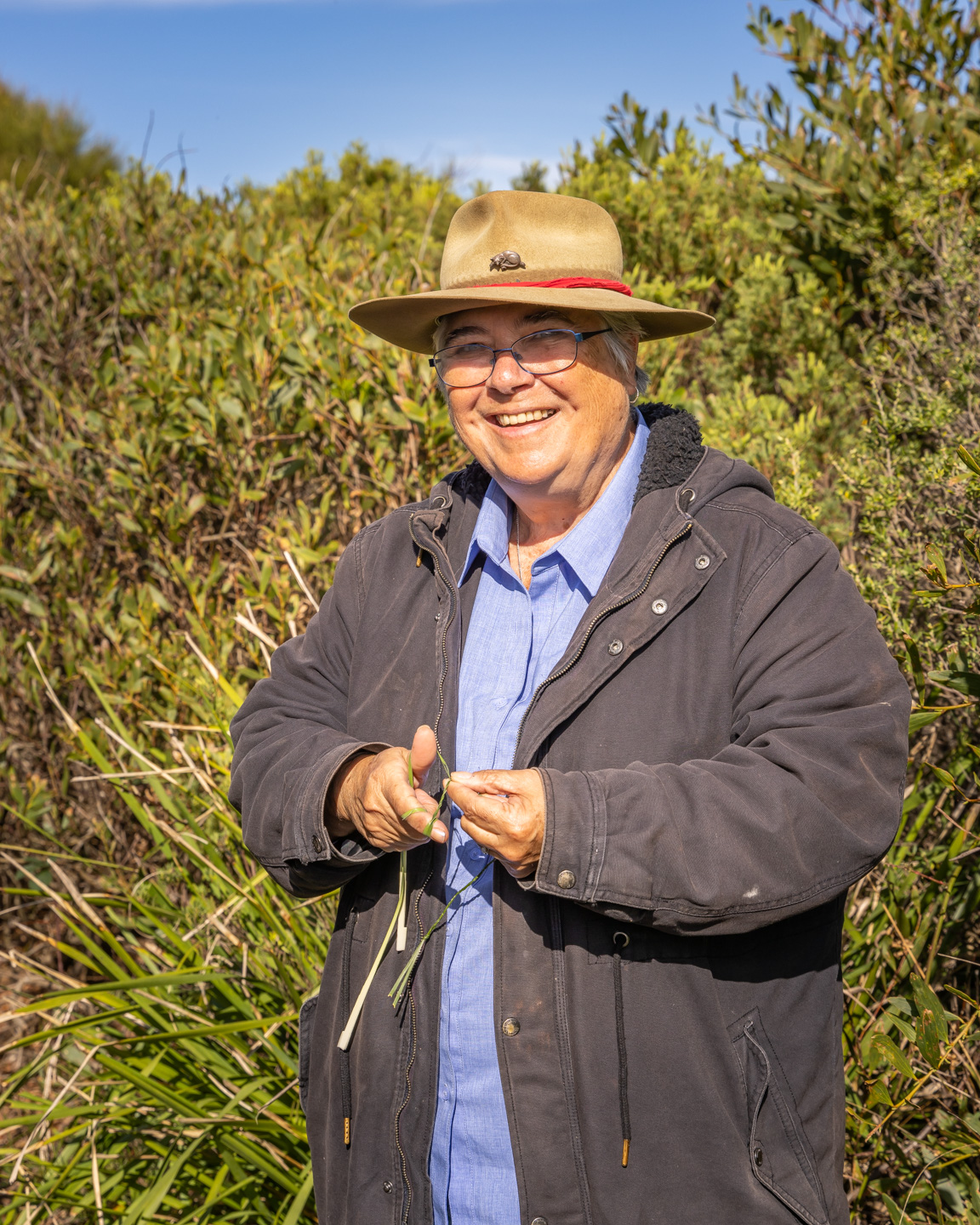 WELCOME TO COUNTRY - BUSH TUCKER & BUSH MEDICINE CULTURAL WALK WITH YUIN KNOWLEDGE HOLDER  FOLLOWED BY LUNCH AT THE PICKLED OCTOPUS RESTAURANT TUROSS HEAD