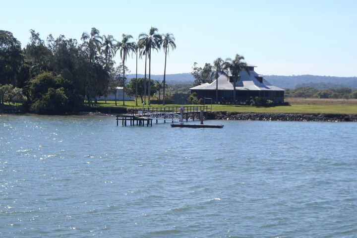 Full-Day Cruise from Gold Coast to Brisbane with Lunch