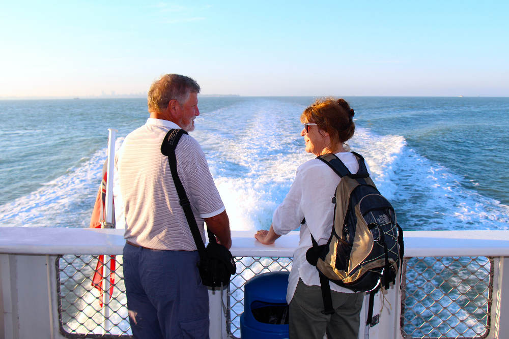 Return Ferry Darwin-Mandorah