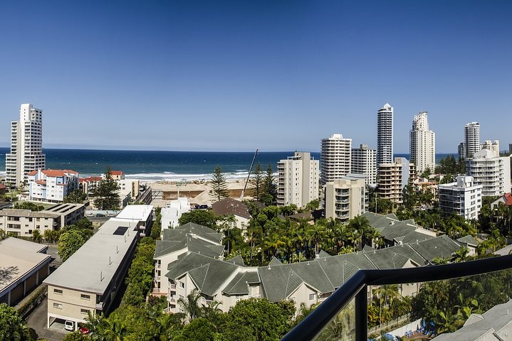 Guided Tour “Love Stories of Gold Coast”