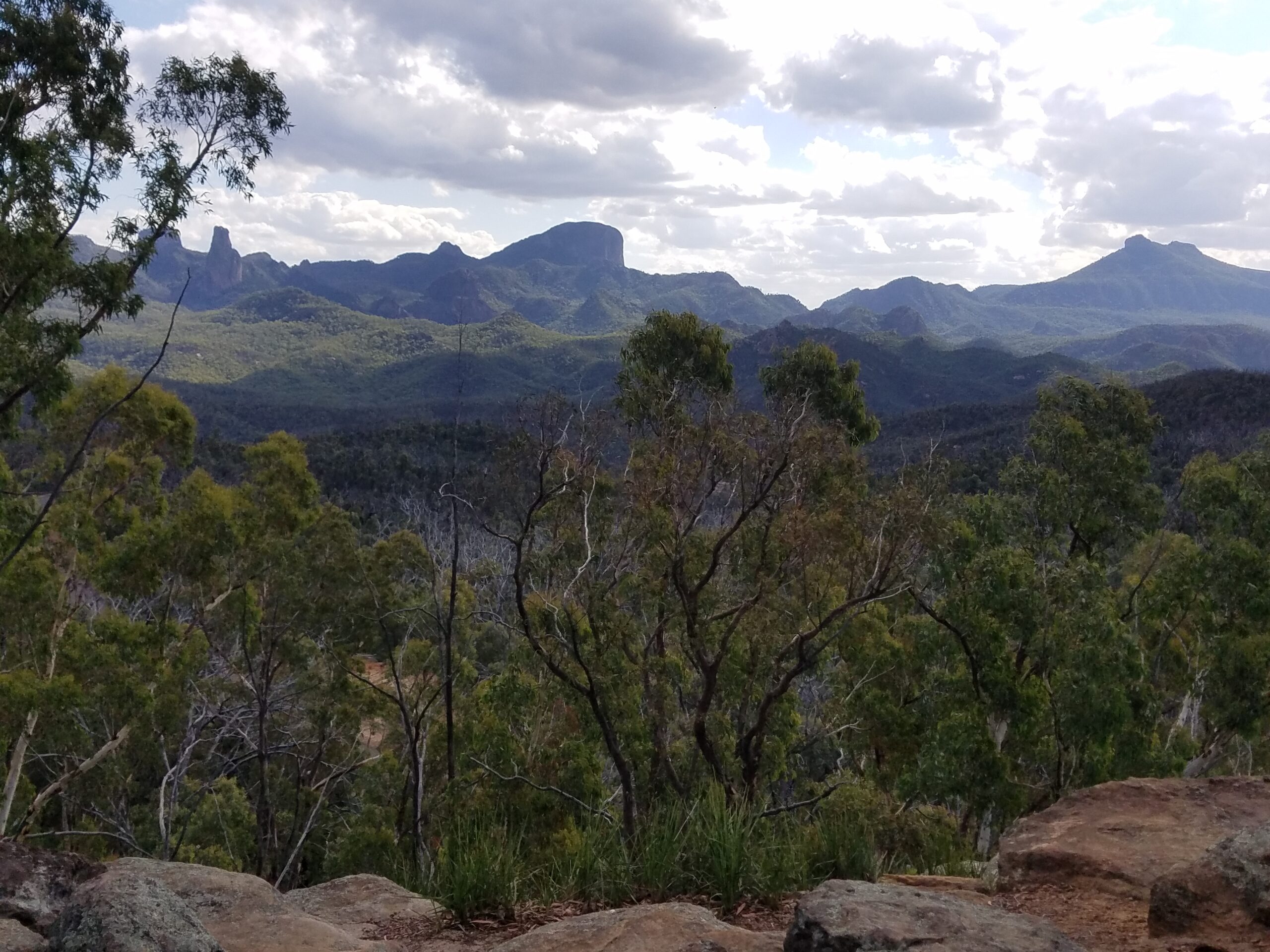 Lightning Ridge Opals Blue Mountains Hunter Valley Outback NSW Tour 4 days