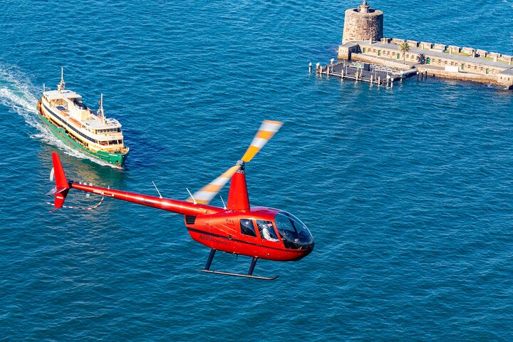 20-Minute Helicopter Flight Over Sydney and Beaches