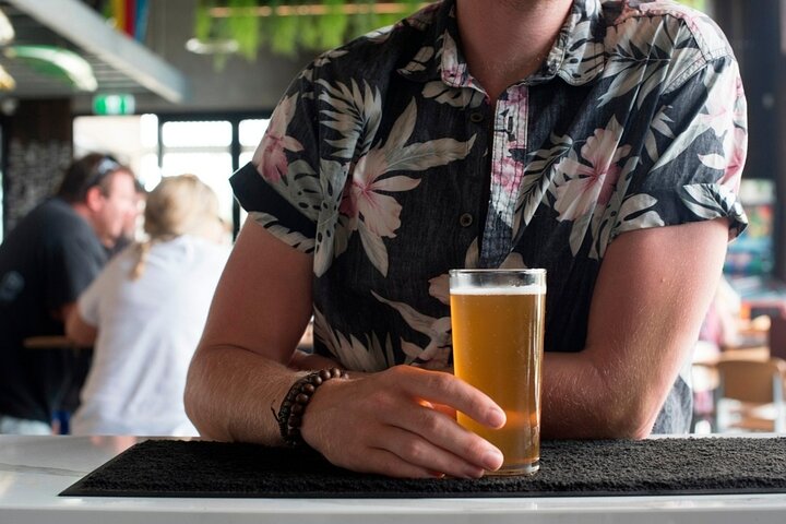 Best of Noosa Breweries Tour w/ Lunch & Behind the Scene Tour (Min 6 Adults)