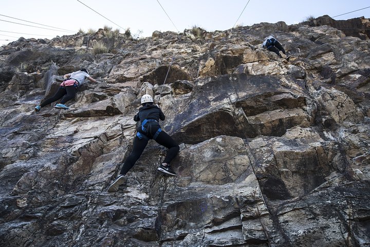 Rock Climbing at the Kangaroo Point Cliffs in Brisbane