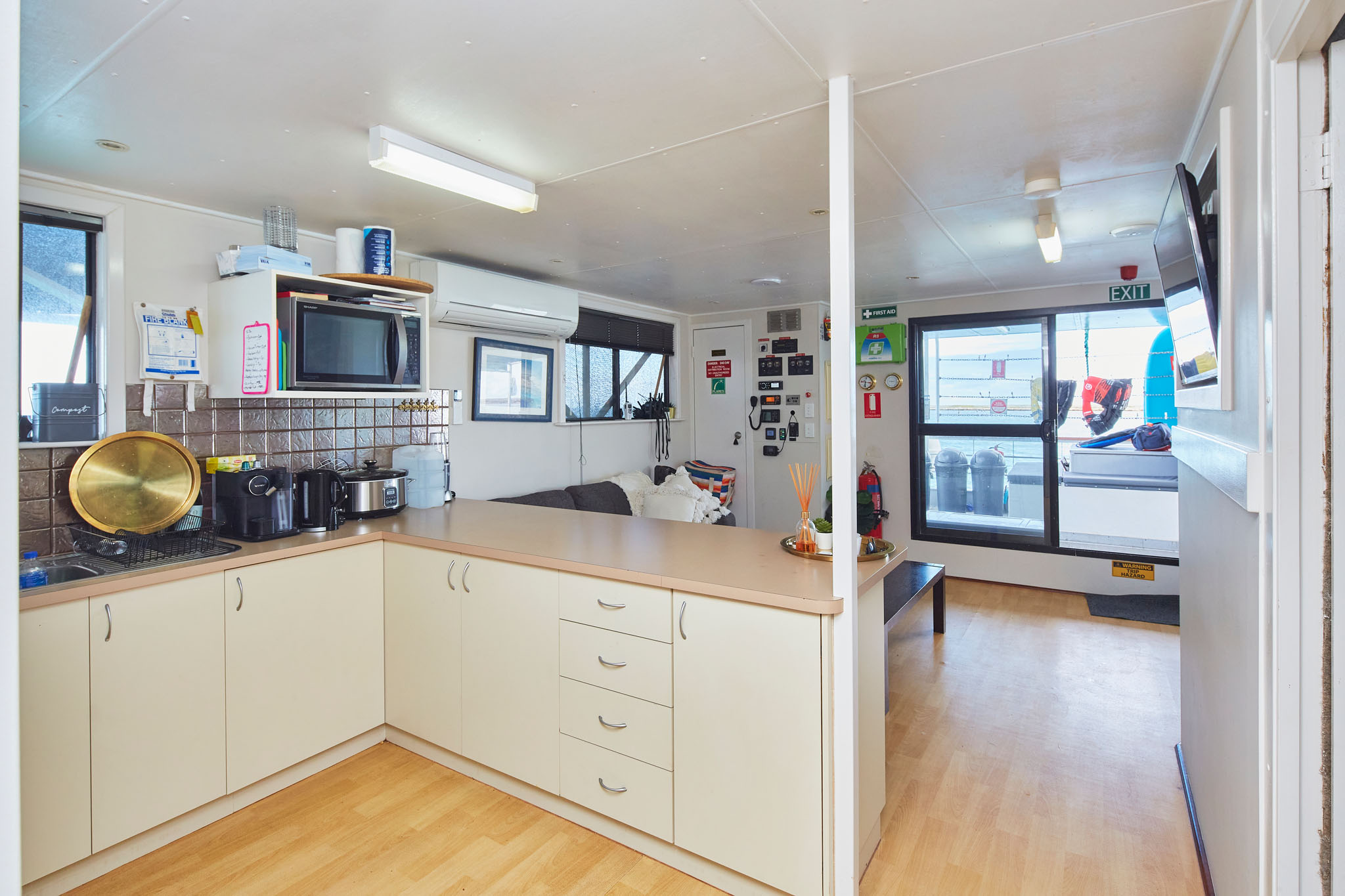 'The Abrolhos Sea Shack' 4 Day Liveaboard Charter (Ex. Geraldton)