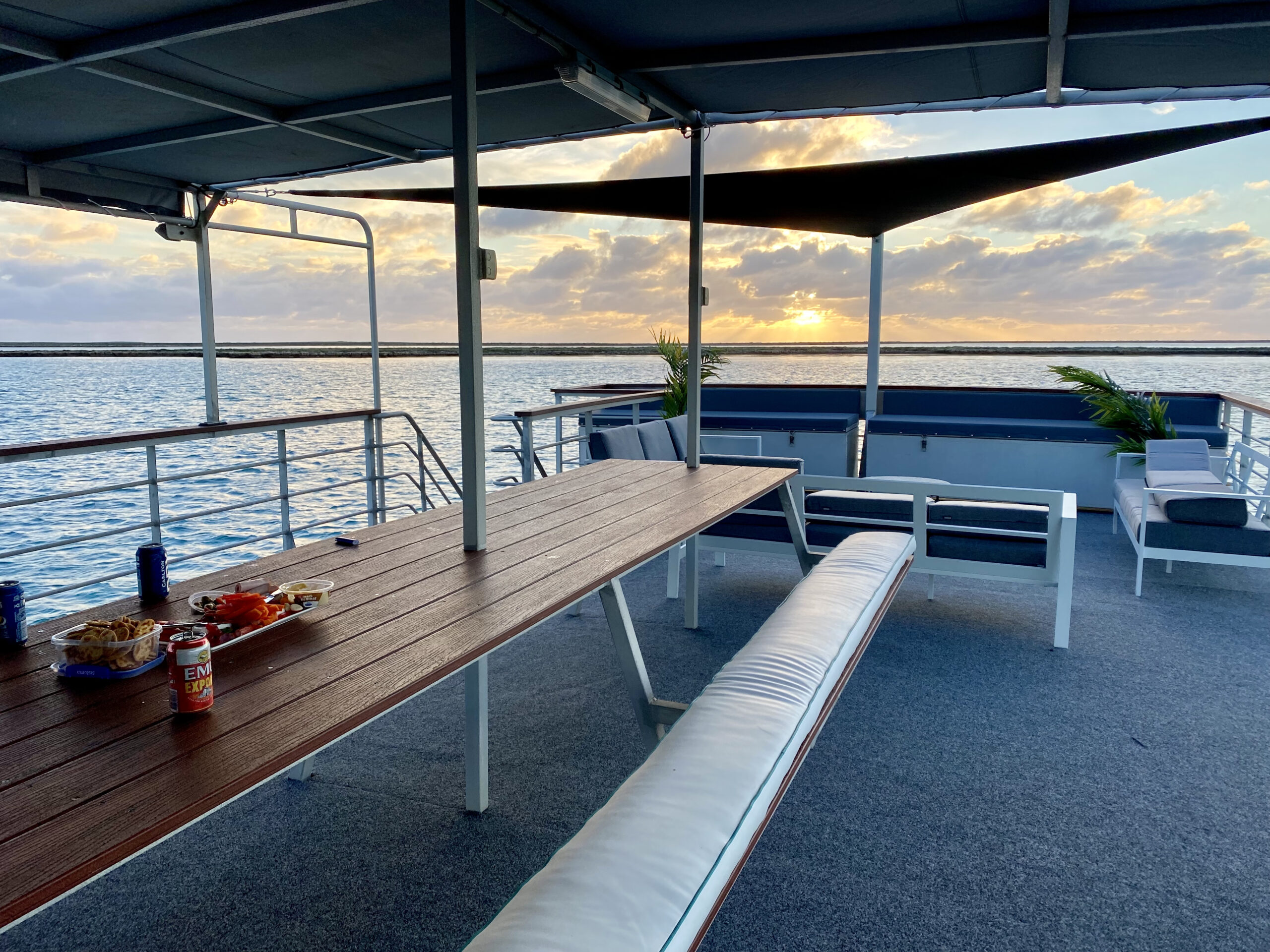 'The Abrolhos Sea Shack' - Floating Accommodation Barge