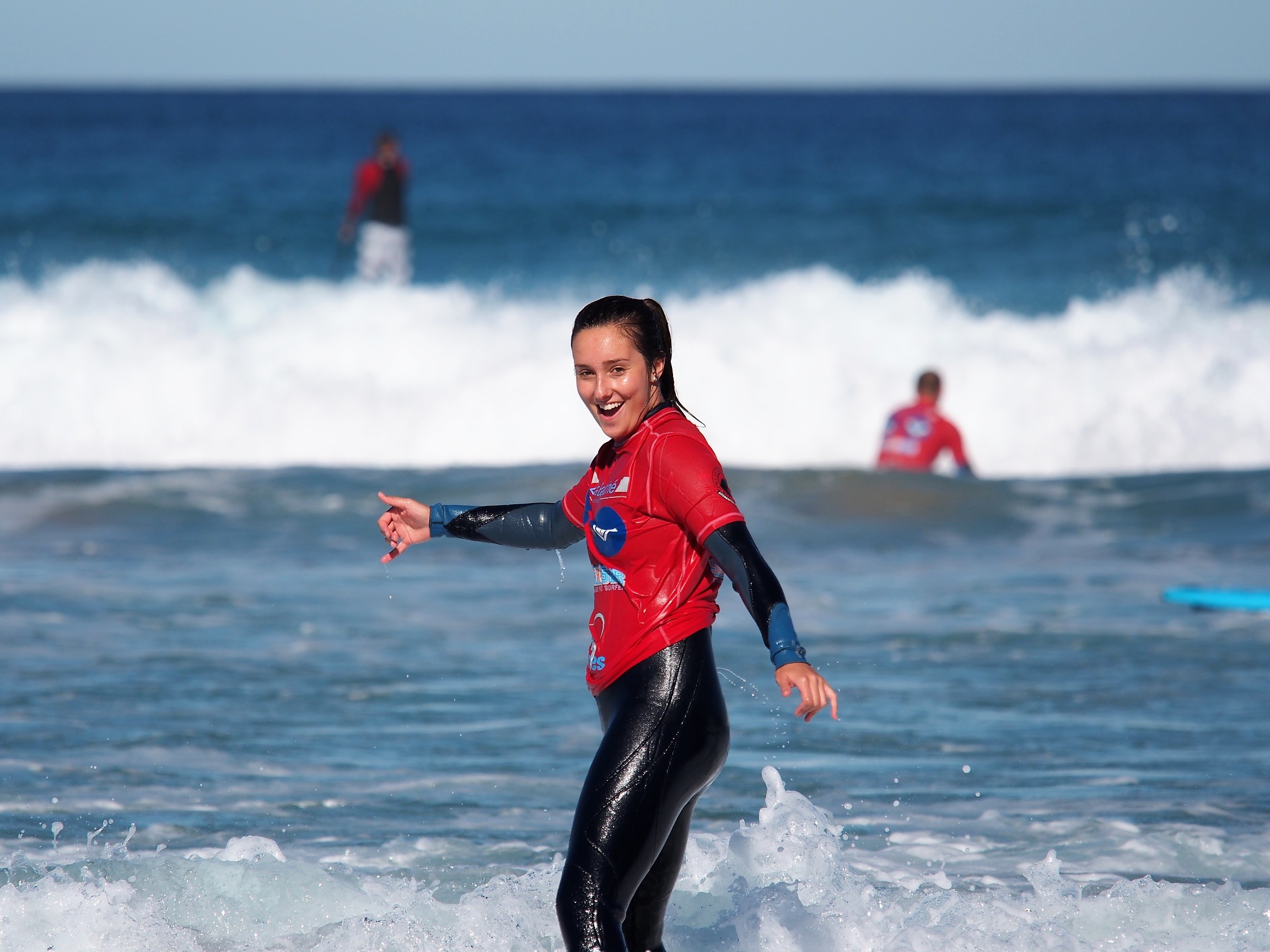 Sydney's Surf 'N' Dolphin Cruise Tour