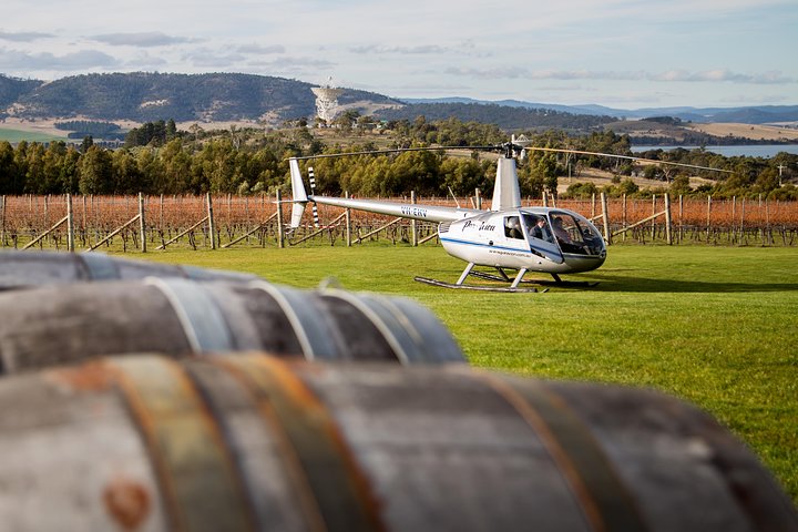 Frogmore Creek Winery by Helicopter with Lunch
