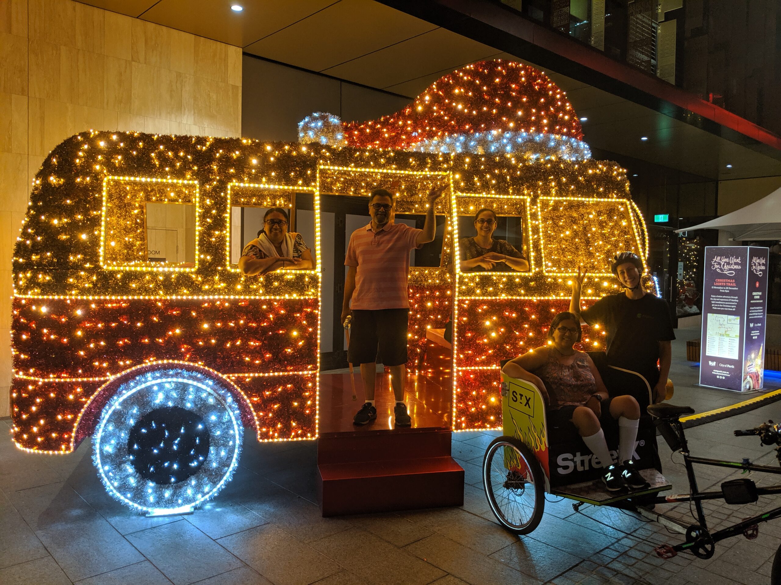 Yellow Duck Park Christmas Lights 2022 2022 Christmas Lights Tour, Australia | Activities In Australia