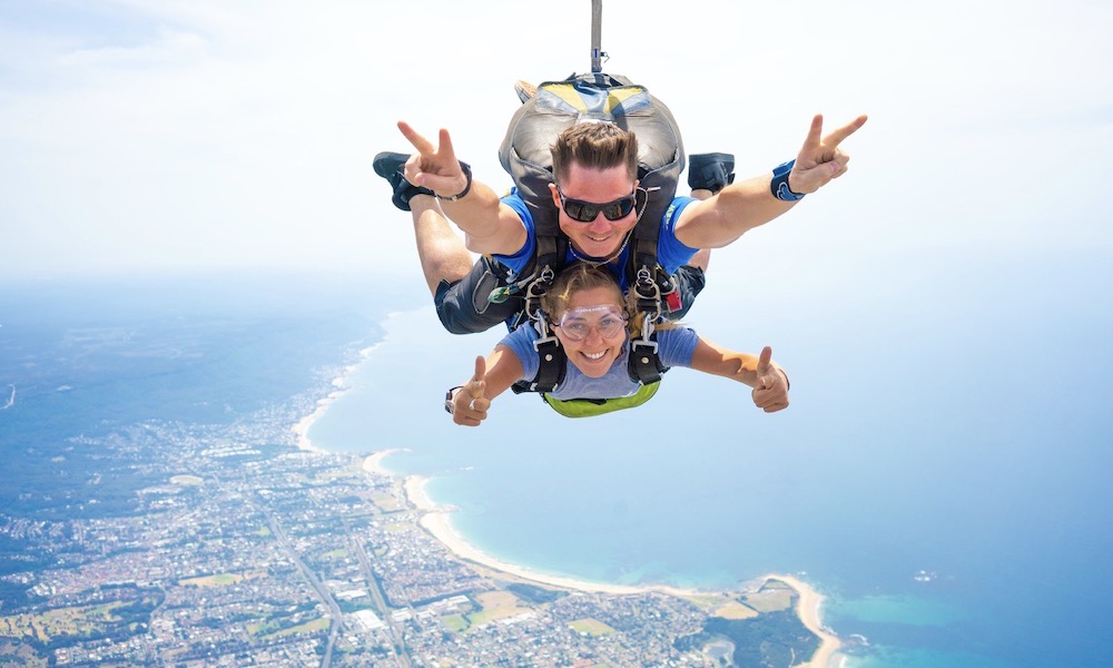 Sydney Wollongong Tandem Skydive up to 15,000ft