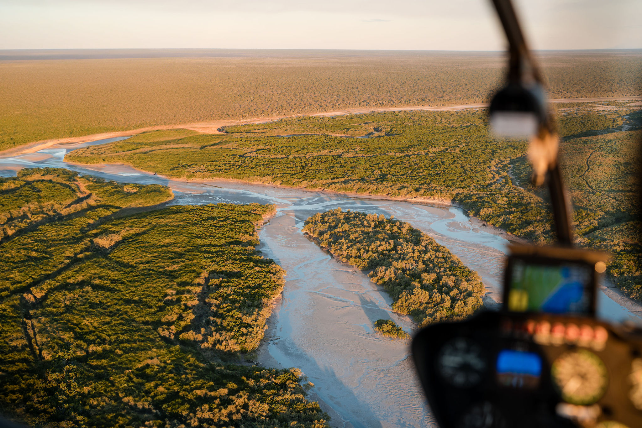 BME-FSS | For Someone Special 45-Minute Private Scenic Flight & Gourmet Beach Picnic ex Broome