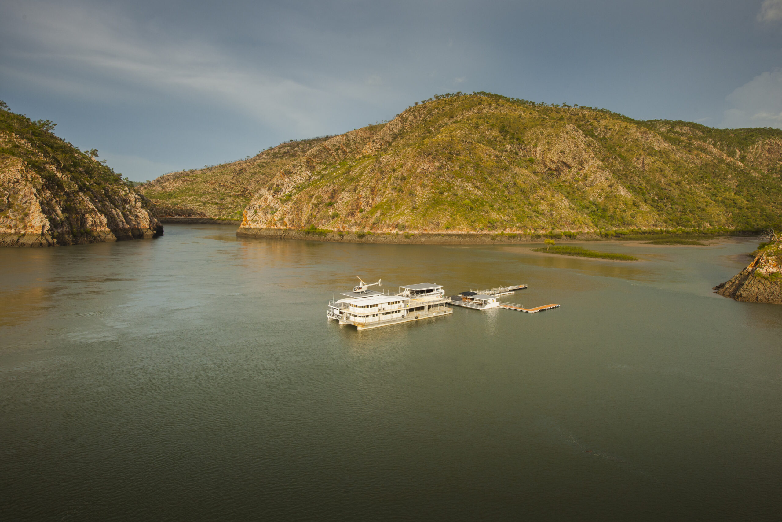 Horizontal Falls Discoverer (with fast boat ride) ex Broome