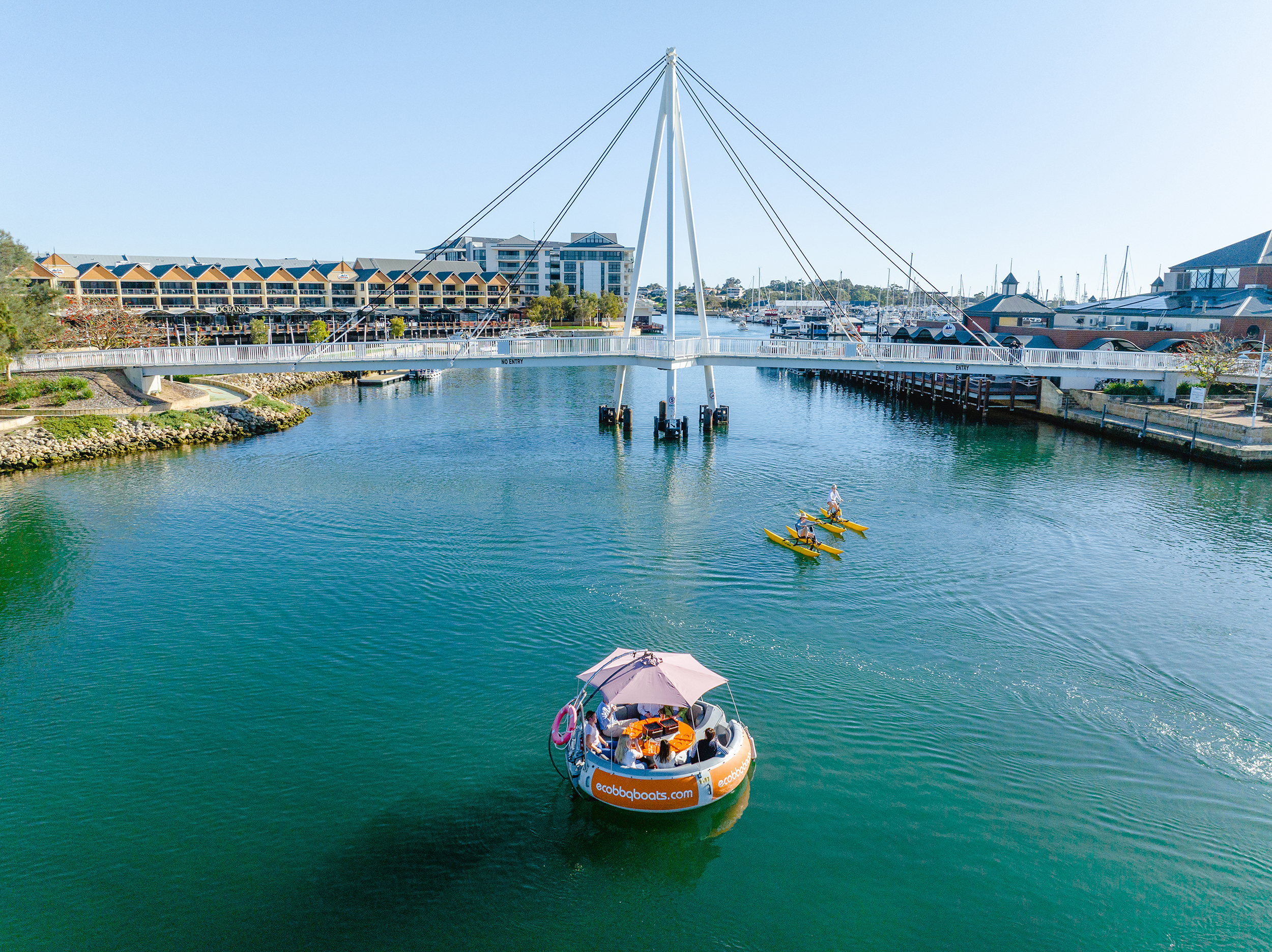 1.5-Hour Self-Drive BBQ Boat Hire  - Group of 1 to 6 people - MANDURAH