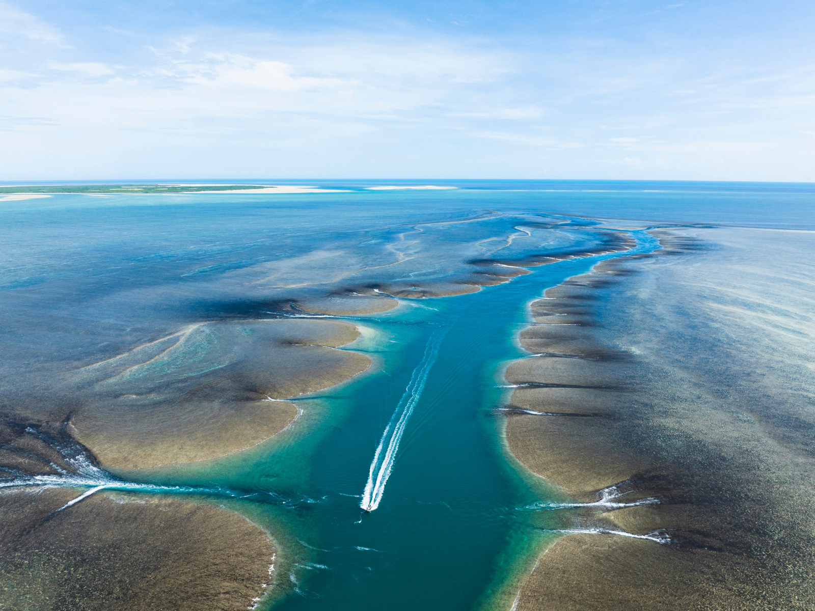 DBY-MRH | Montgomery Reef & Horizontal Falls Highlights (flyover only) ex Derby