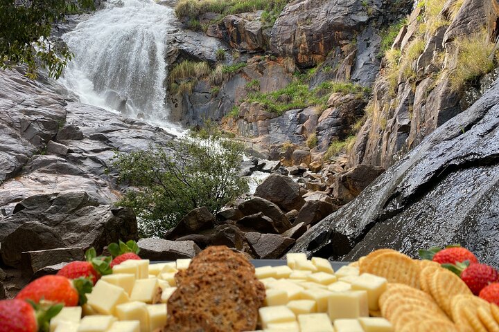 Waterfalls and Rock Hopping Kids Adventure Hike in Lesmurdie