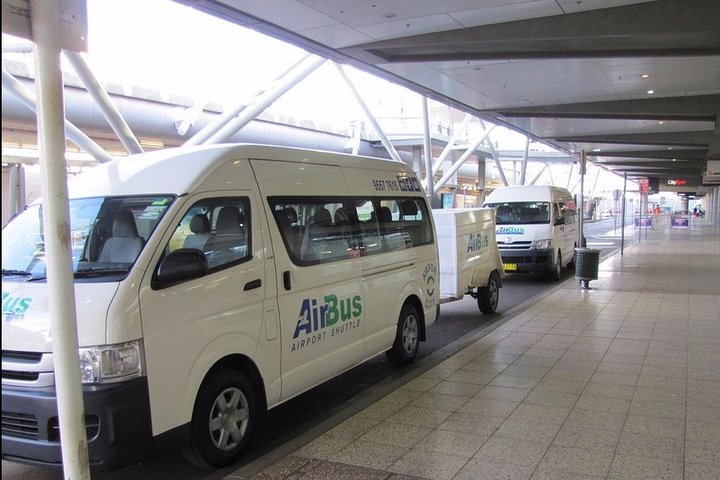 Airport Shuttle Transfer from Sydney City to Sydney Airport